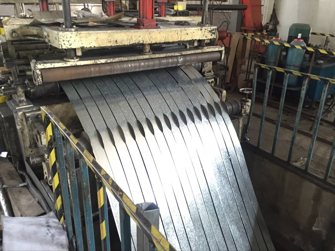 Glavanized Steel strip Slitting process